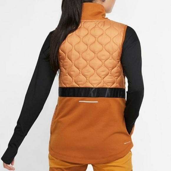 NIKE Aerolayer Running Thermore Gilet Vest NWT - Picture 11 of 11